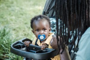 Read more about the article Stroller Sun Safety Made Simple – Protecting Your Little Sunshine